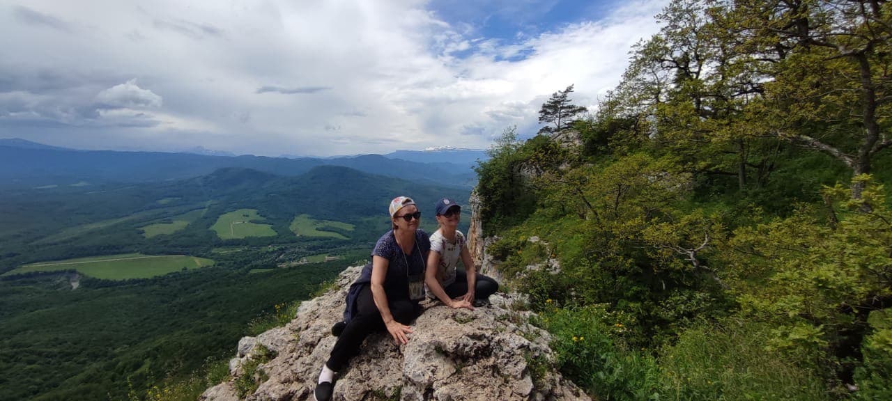 Галина и Лариса "сестры"